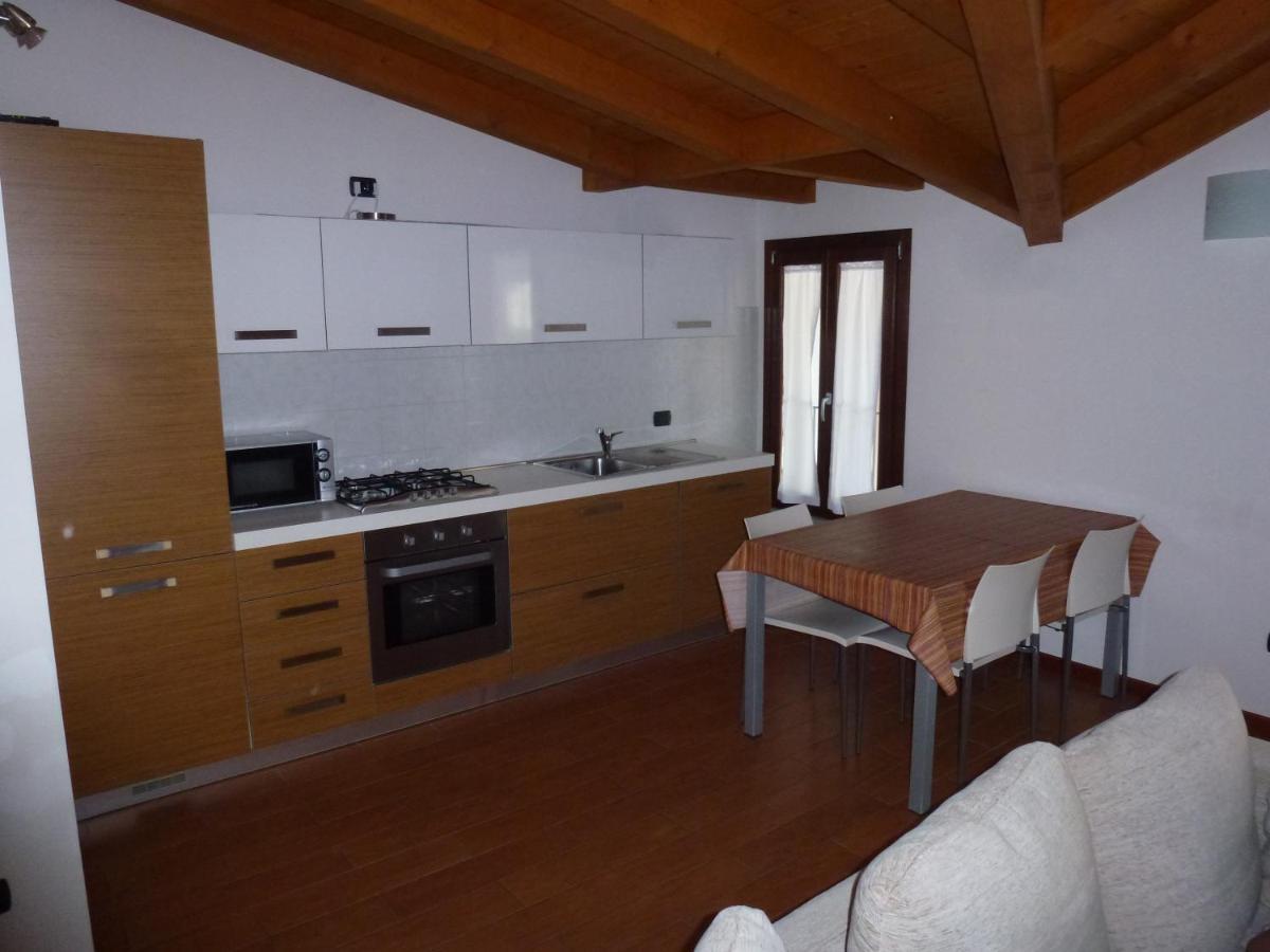 Casa Marck Apartment Maccagno Bagian luar foto