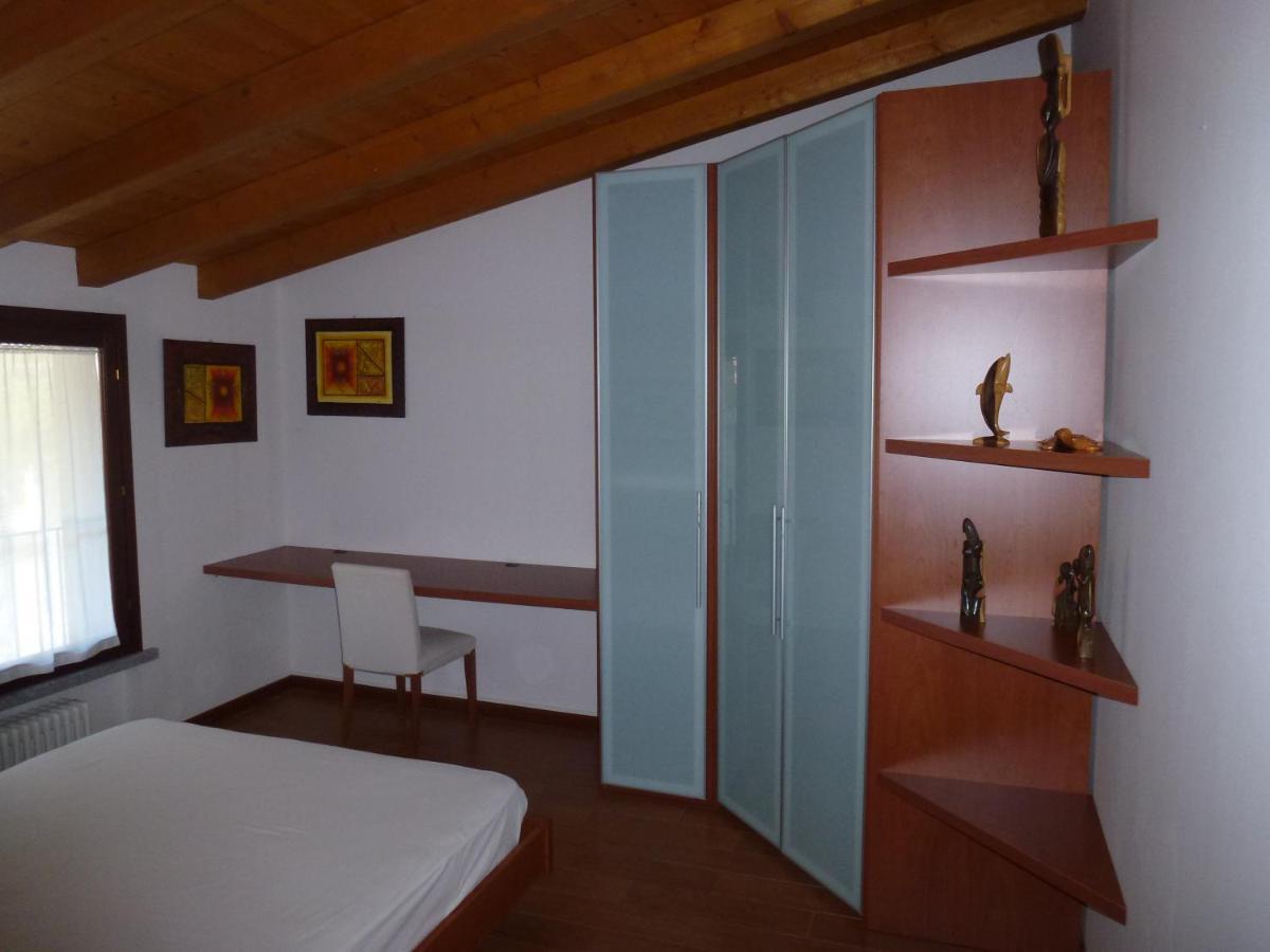 Casa Marck Apartment Maccagno Bagian luar foto